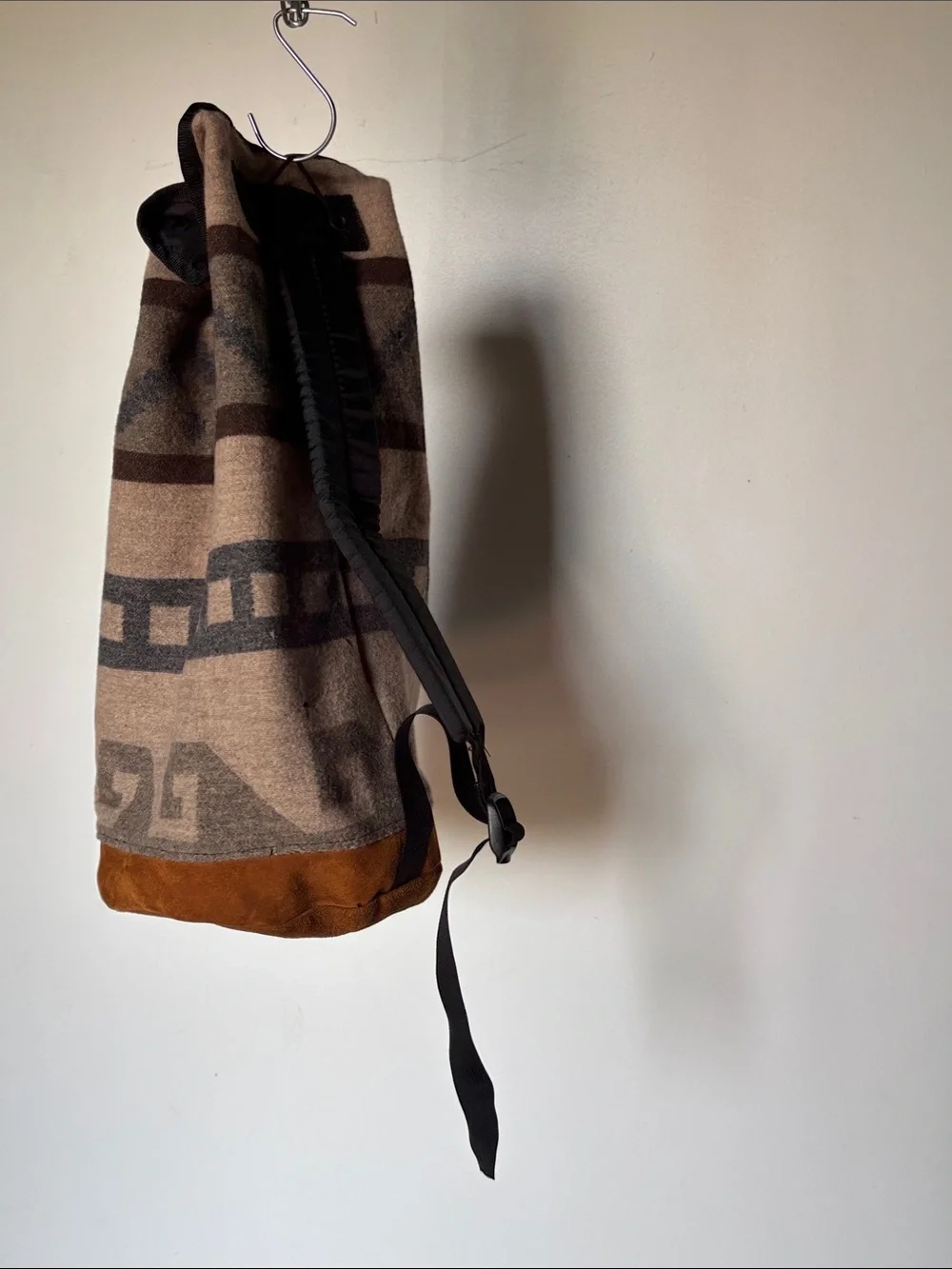 Vintage Pendleton Tan and Brown Patterned Wool Drawstring Bucket Bag